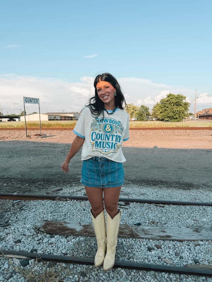 Cowboys, Cold Beer, & Country Music